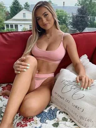 Model Escorts in barakhamba